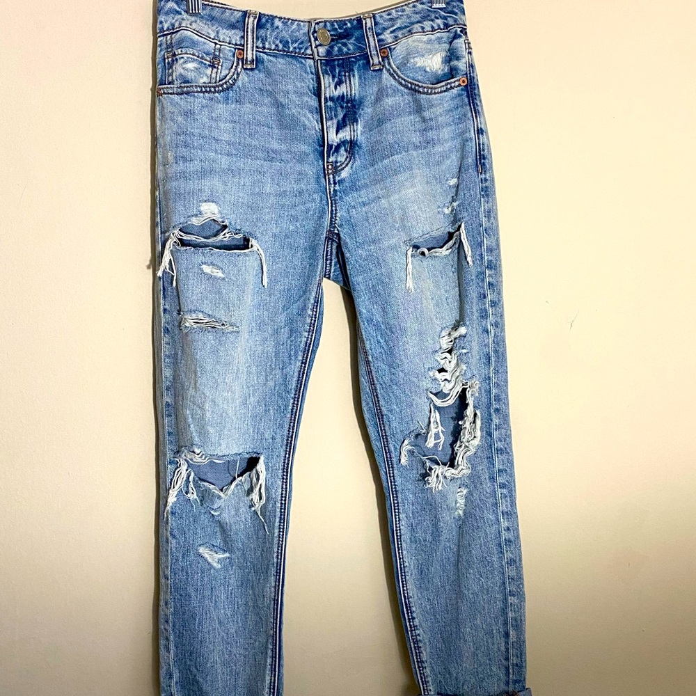 American eagle mom jean